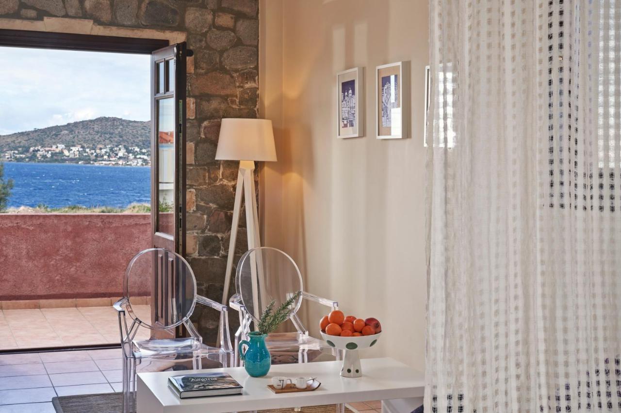 Angelina Boutique Escape